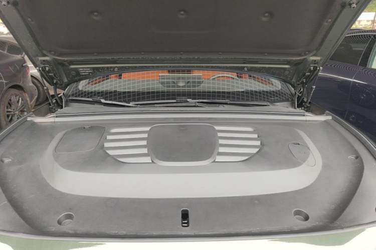 Used Hima S9T 2025 Model Range-Extended Max Long-Range Version Engine Bay