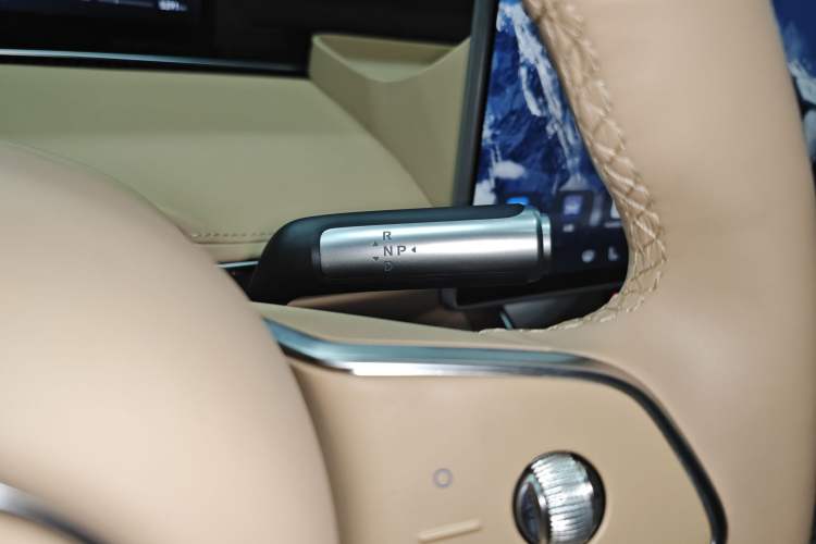 Used Hima S9T 2025 Model Range-Extended Ultra Long-Range Version Gear Lever