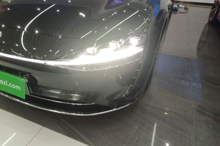 Used Hima S9T 2025 Model Range-Extended Ultra Long-Range Version Left Front Headlight