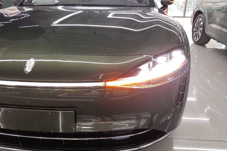 Used Hima S9T 2025 Model Range-Extended Ultra Long-Range Version Left Front Headlight