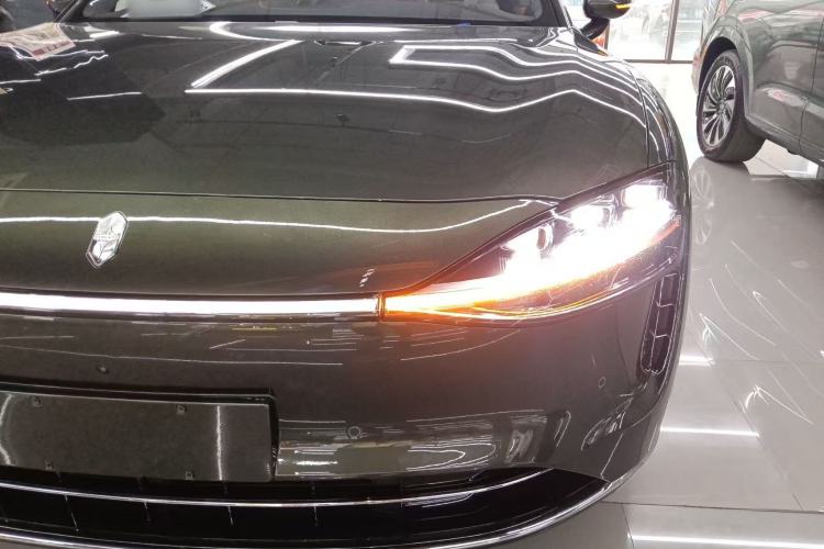Used Hima S9T 2025 Model Range-Extended Ultra Long-Range Version Left Front Headlight