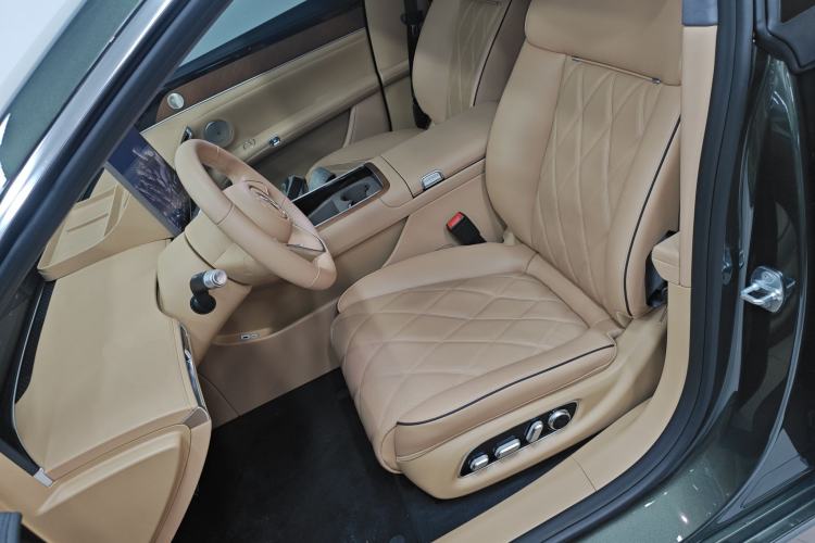 Used Hima S9T 2025 Model Range-Extended Ultra Long-Range Version Left Front Seat
