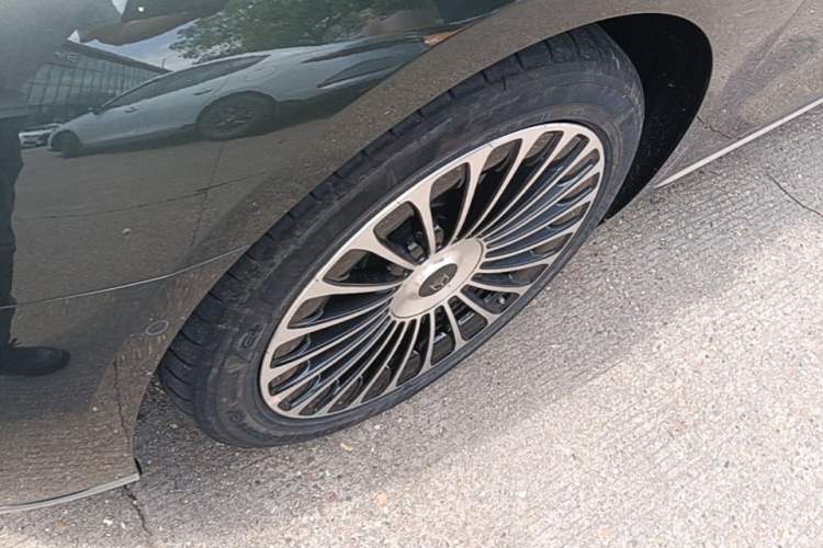 Used Hima S9T 2025 Model Range-Extended Ultra Long-Range Version Left Front Wheel Hub