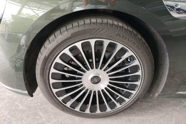 Used Hima S9T 2025 Model Range-Extended Ultra Long-Range Version Left Front Wheel Hub