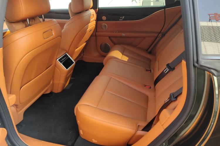 Used Hima S9T 2025 Model Pure Electric Four-Wheel-Drive Ultra Left Rear Seat