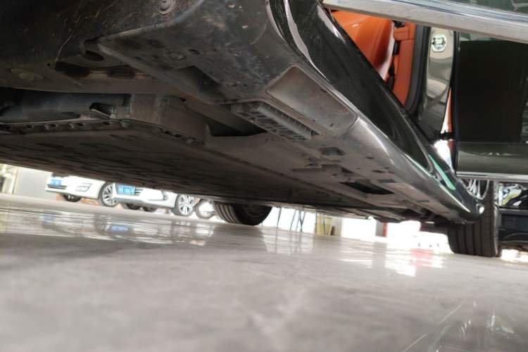 Used Hima S9T 2025 Model Range-Extended Ultra Long-Range Version Left Side Sill