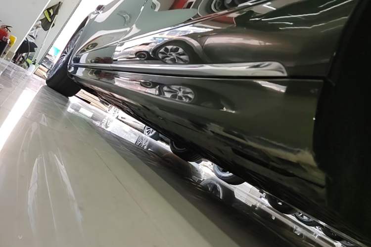 Used Hima S9T 2025 Model Pure Electric Four-Wheel-Drive Ultra Left Side Sill