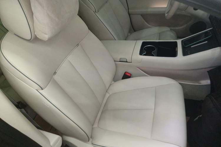 Used Hima S9T 2025 Model Range-Extended Ultra Long-Range Version Right Front Seat