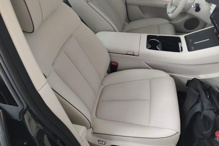 Used Hima S9T 2025 Model Range-Extended Ultra Long-Range Version Right Front Seat