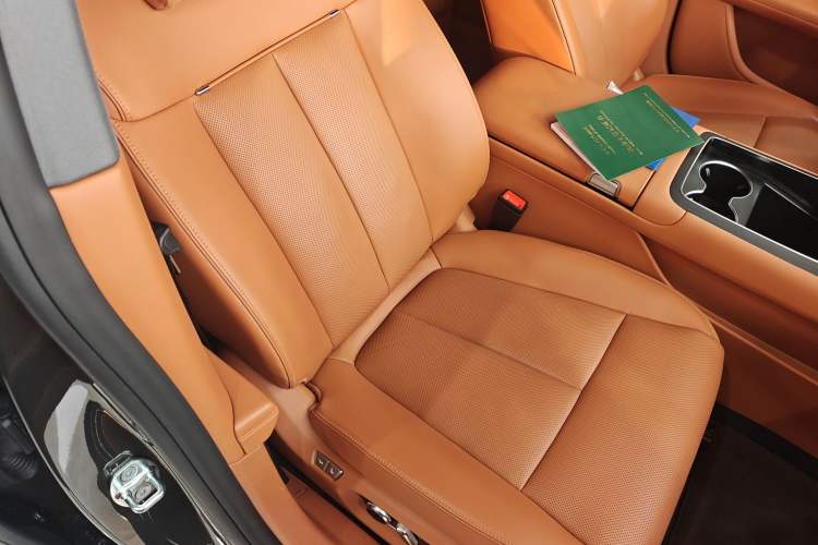 Used Hima S9T 2025 Model Range-Extended Ultra Long-Range Version Right Front Seat