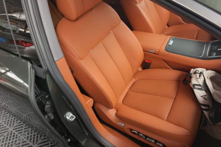 Used Hima S9T 2025 Model Range-Extended Max Long-Range Version Right Front Seat