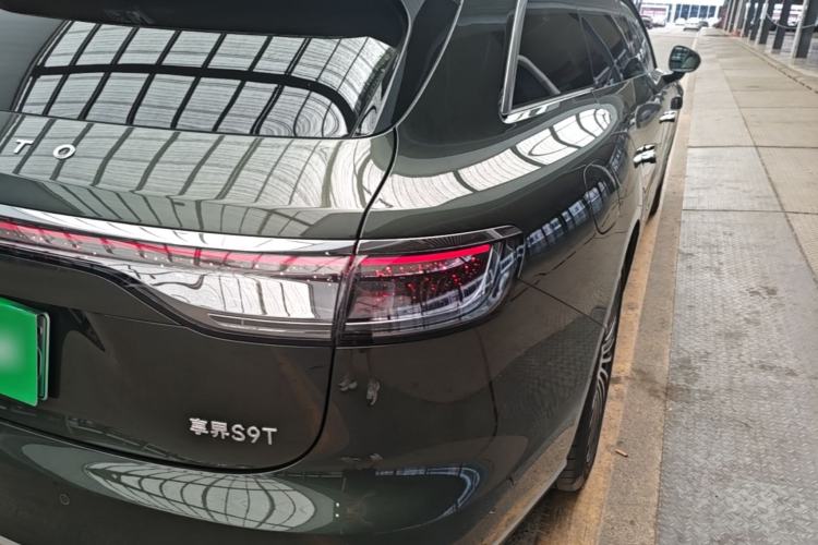 Used Hima S9T 2025 Model Range-Extended Ultra Long-Range Version Right Rear Taillight