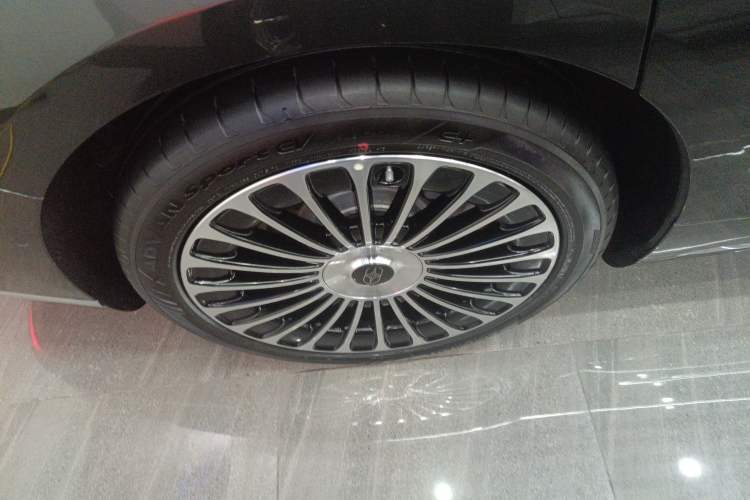 Used Hima S9T 2025 Model Range-Extended Ultra Long-Range Version Right Rear Wheel Hub