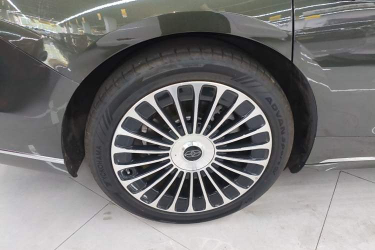 Used Hima S9T 2025 Model Pure Electric Four-Wheel-Drive Ultra Right Rear Wheel Hub