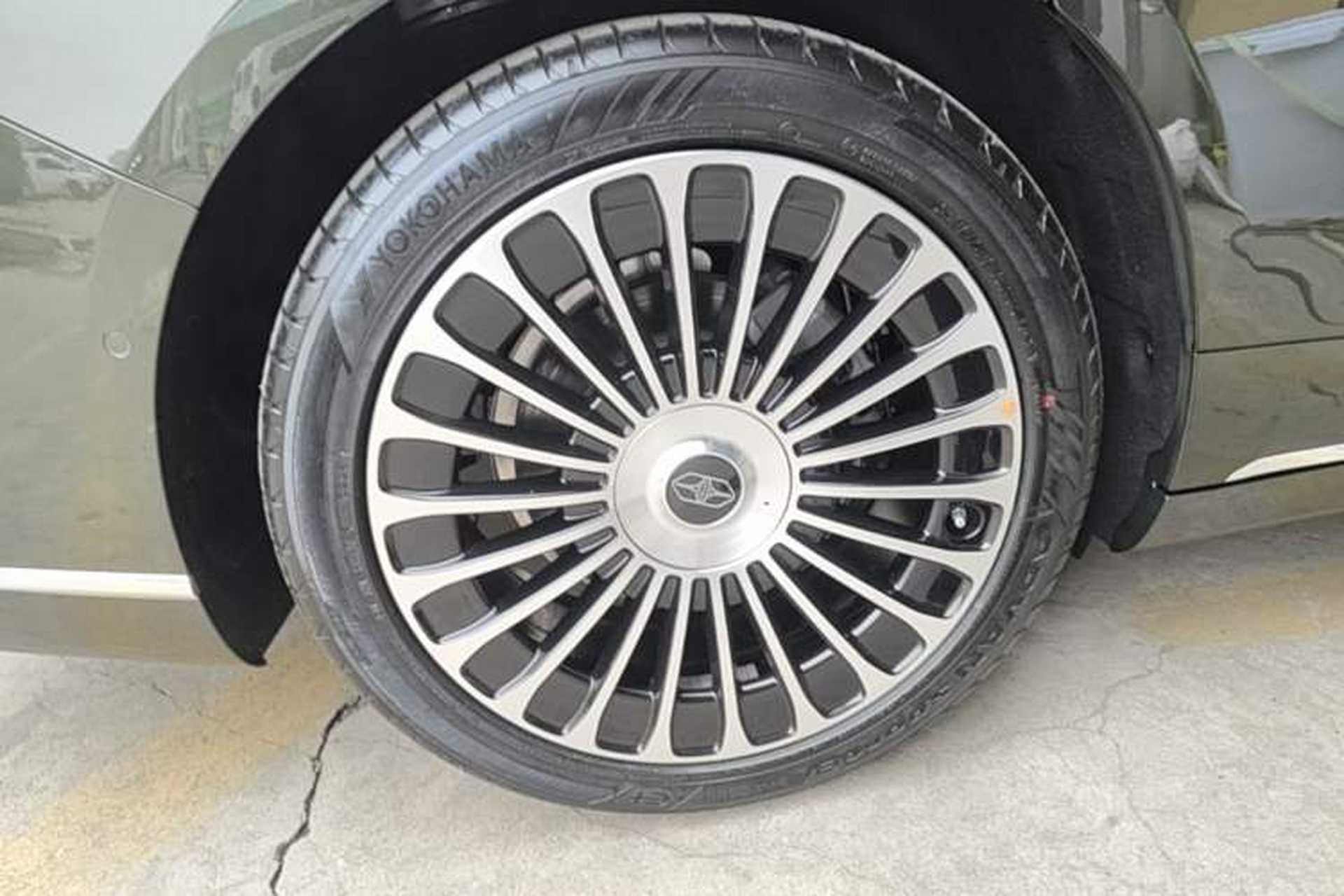 Used Hima S9T 2025 Model Range-Extended Max Right Rear Wheel Hub