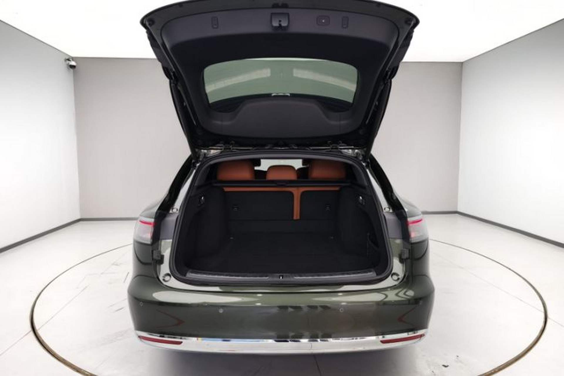 Used Hima S9T 2025 Model Pure Electric Four-Wheel-Drive Ultra Trunk
