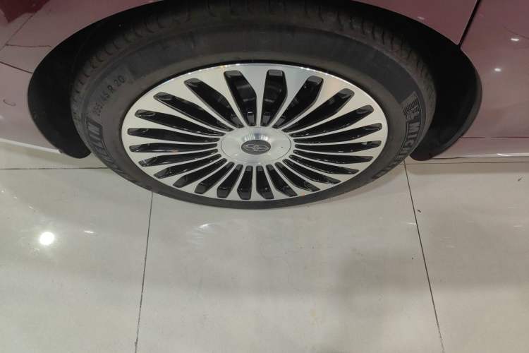 Used Hima S9T 2025 Model Range-Extended Ultra Long-Range Version Exterior 5