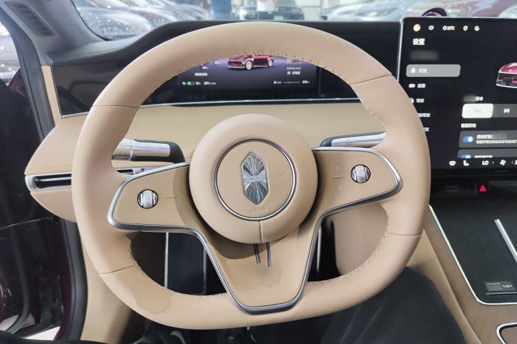 Used Hima S9T 2025 Model Pure Electric Four-Wheel-Drive Ultra Steering Wheel