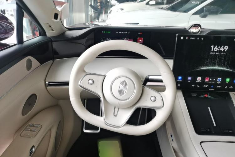 Used Hima S9T 2025 Model Range-Extended Ultra Long-Range Version Steering Wheel