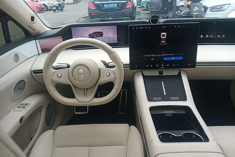 Used Hima S9T 2025 Model Range-Extended Ultra Long-Range Version Steering Wheel