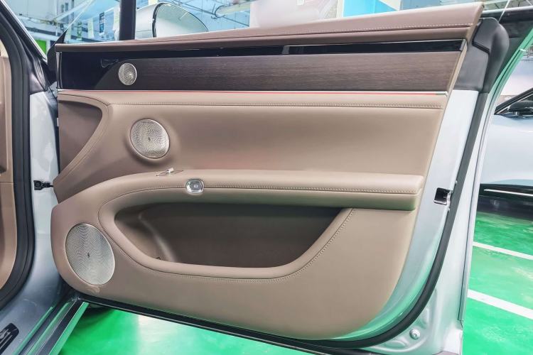 Used Hima S9T 2025 Model Range-Extended Ultra Long-Range Version Interior 10