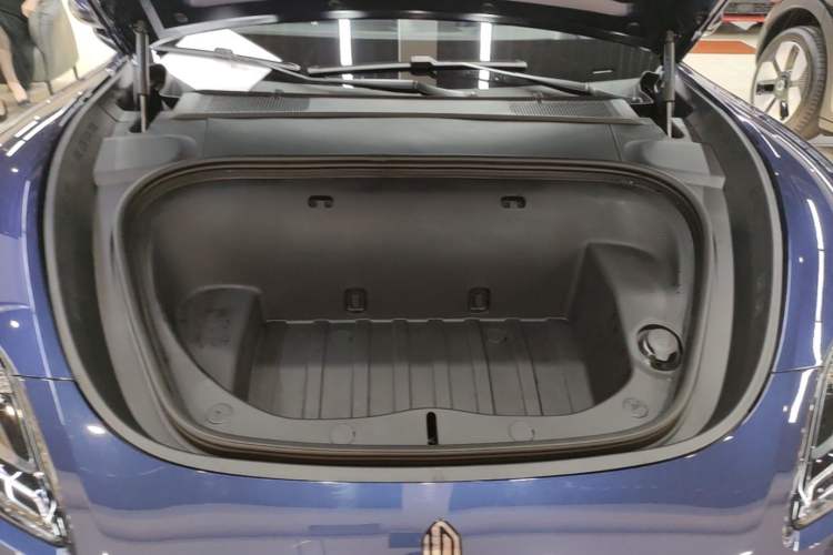 Used Hima Shangjie Z7 2026 Model Ultra Engine Bay