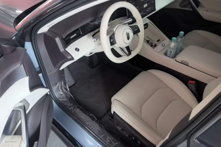 Used Hima Shangjie Z7 2026 Model Max+ Driver Seat
