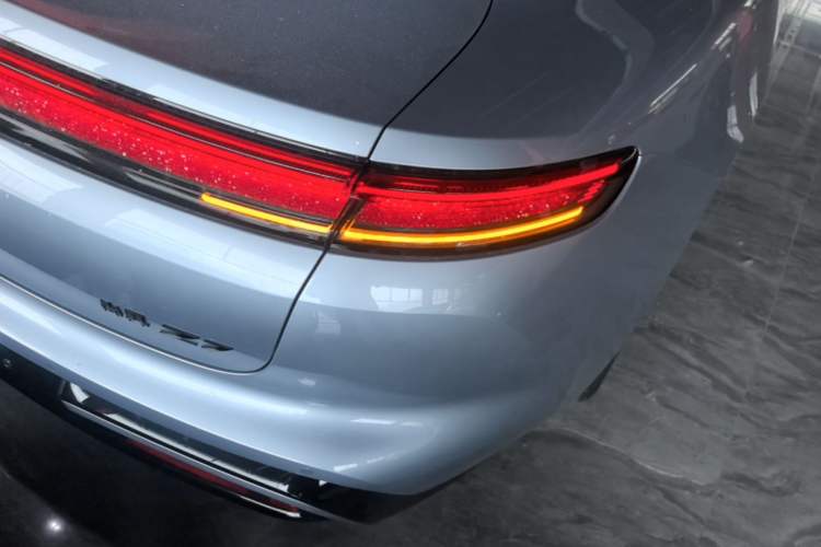 Used Hima Shangjie Z7 2026 Model Max+ Right Rear Taillight