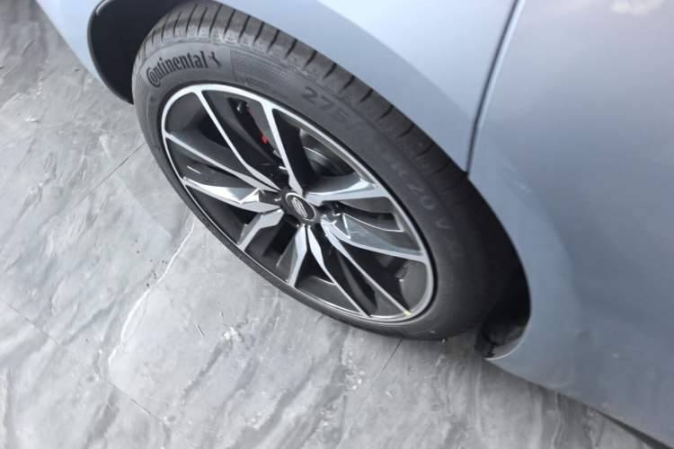 Used Hima Shangjie Z7 2026 Model Max+ Right Rear Wheel Hub