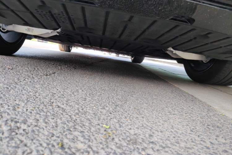 Used Hima Shangjie Z7 2026 Model Max Chassis Rear