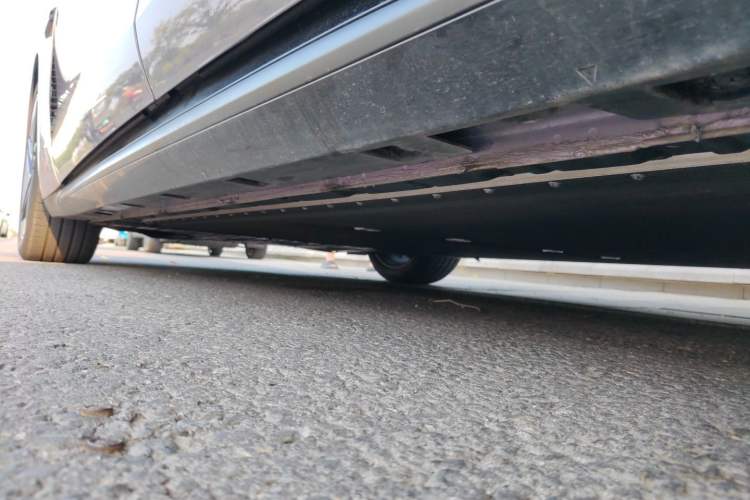 Used Hima Shangjie Z7 2026 Model Max Chassis Rear Left