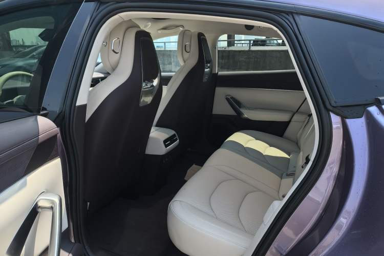 Used Hima Shangjie Z7 2026 Model Max Interior 4