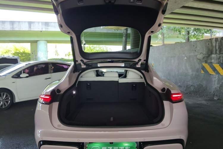 Used Hima Shangjie Z7 2026 Model Ultra Trunk