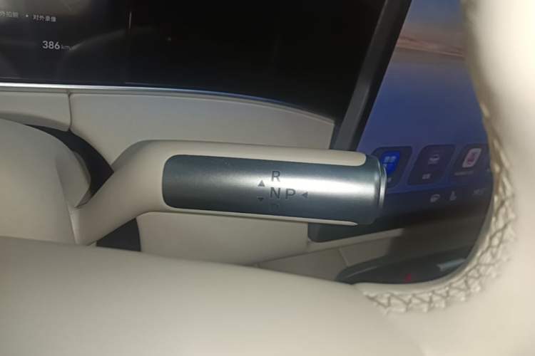 Used Hima Shangjie Z7T 2026 Model Max+ Gear Lever