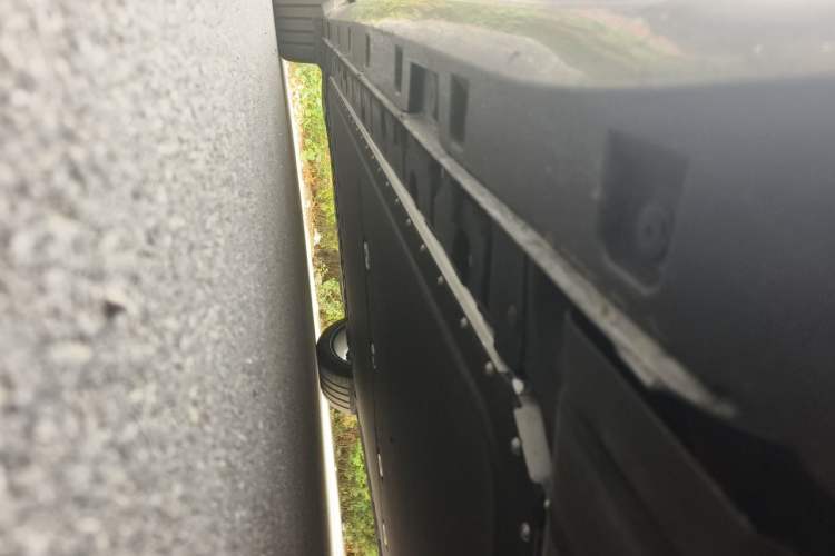 Used Hima Shangjie Z7T 2026 Model Max Chassis Front Right