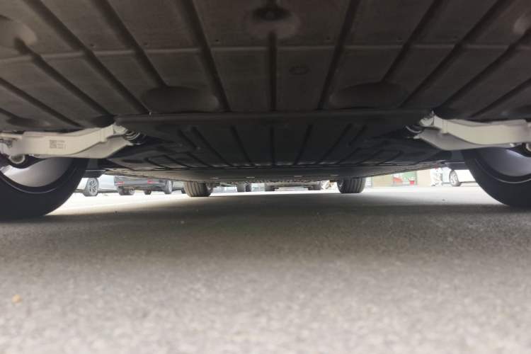 Used Hima Shangjie Z7T 2026 Model Max Chassis Rear