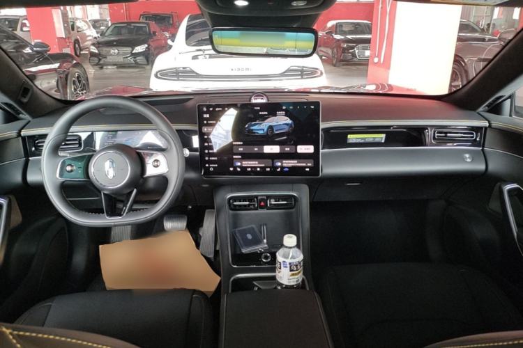 Used Hima Shangjie Z7T 2026 Model Ultra Center Console