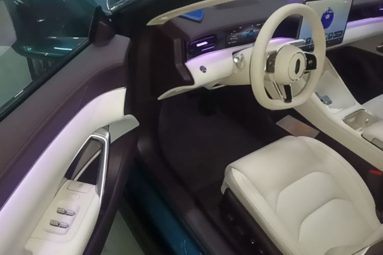 Used Hima Shangjie Z7T 2026 Model Max Driver Seat