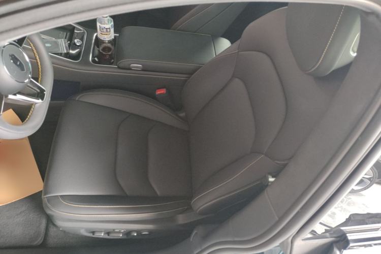 Used Hima Shangjie Z7T 2026 Model Ultra Left Front Seat
