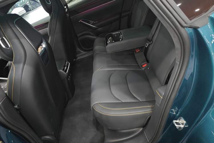Used Hima Shangjie Z7T 2026 Model Ultra Left Rear Seat