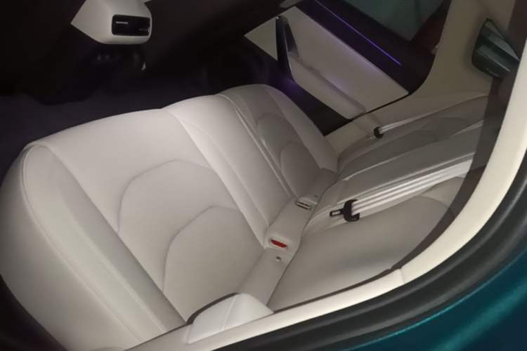 Used Hima Shangjie Z7T 2026 Model Max Left Rear Seat