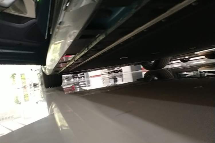 Used Hima Shangjie Z7T 2026 Model Max Left Side Sill