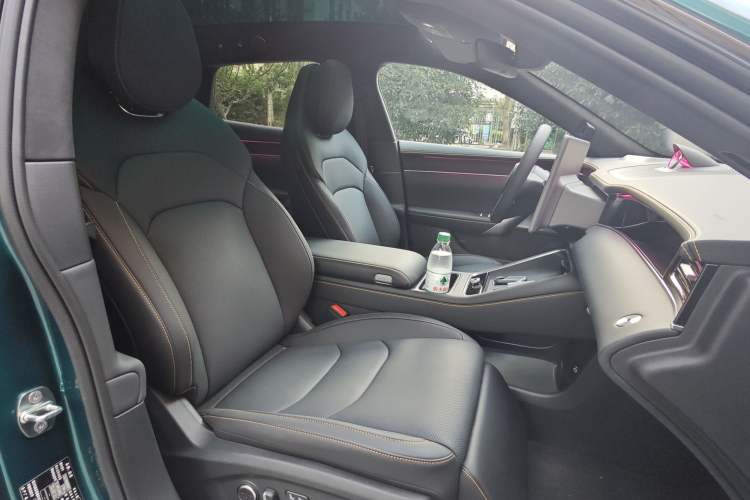 Used Hima Shangjie Z7T 2026 Model Ultra Right Front Seat