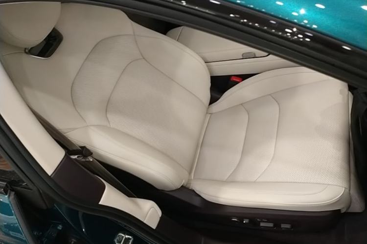 Used Hima Shangjie Z7T 2026 Model Max Right Front Seat