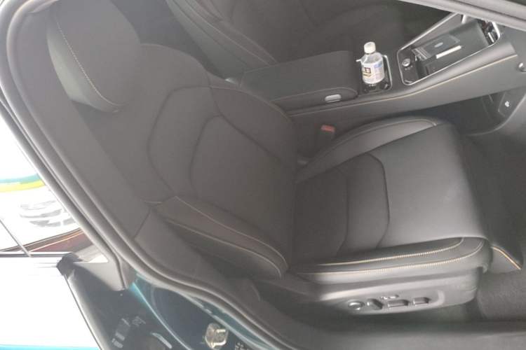 Used Hima Shangjie Z7T 2026 Model Ultra Right Front Seat
