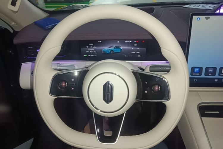 Used Hima Shangjie Z7T 2026 Model Max Steering Wheel