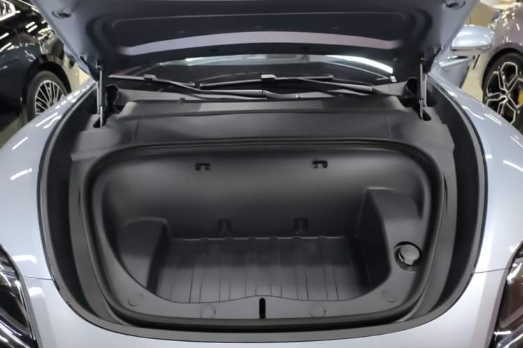 Used Hima Shangjie Z7T 2026 Model Max Engine Bay