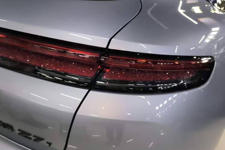 Used Hima Shangjie Z7T 2026 Model Max Right Rear Taillight
