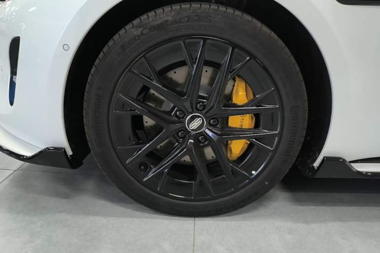 Used Hima Shangjie Z7T 2026 Model Max+ Left Front Wheel Hub