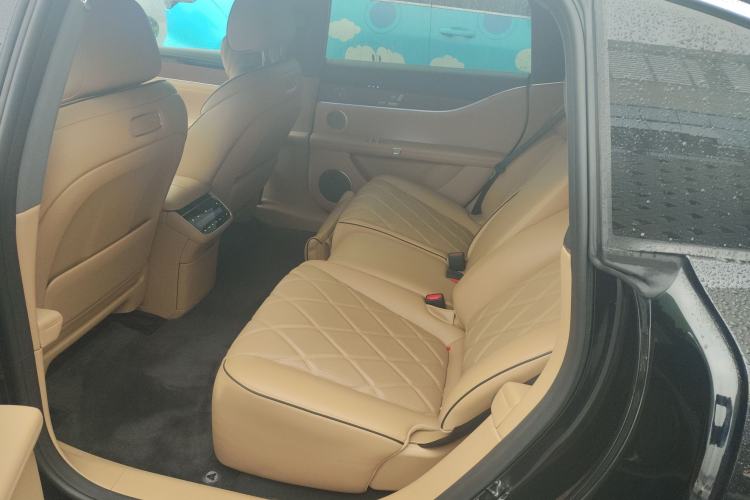 Used Hima Stelato S9 2024 All-Electric Ultra Four-Wheel-Drive Flagship Edition Interior 1